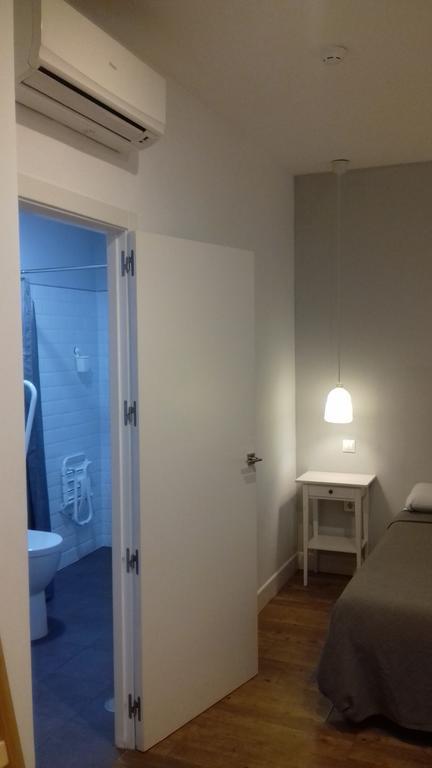 Hotel Smile & Co Hostal Boutique Alicante Exterior photo